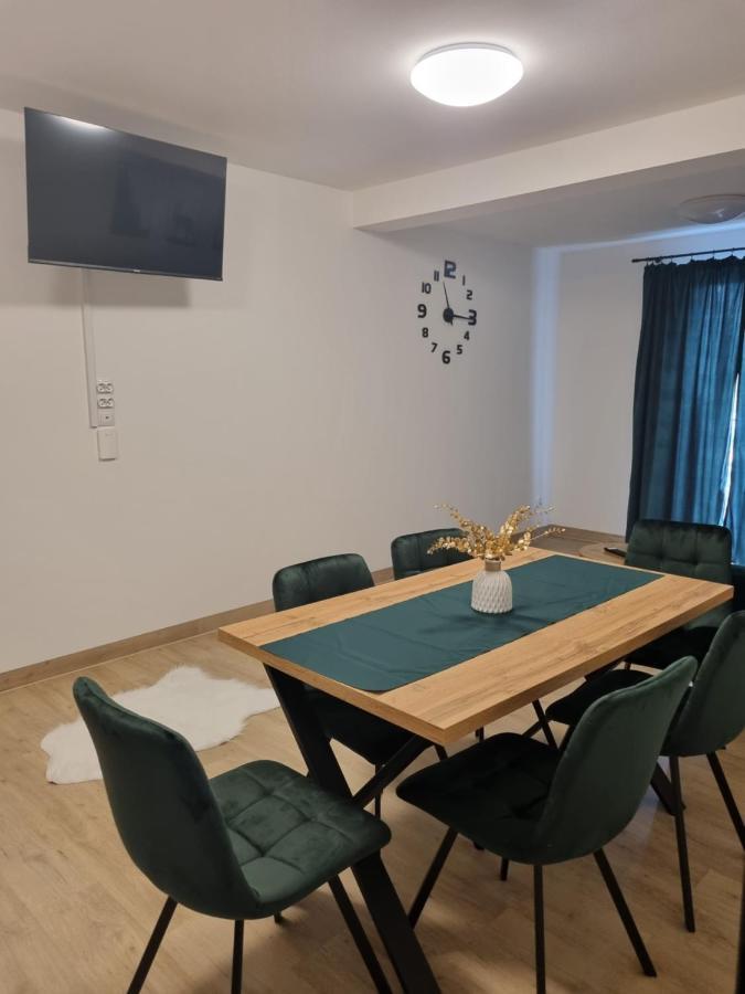 Apartamenty Jelen Pod Grapom Banska Nizna Экстерьер фото